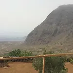 El Laurel *